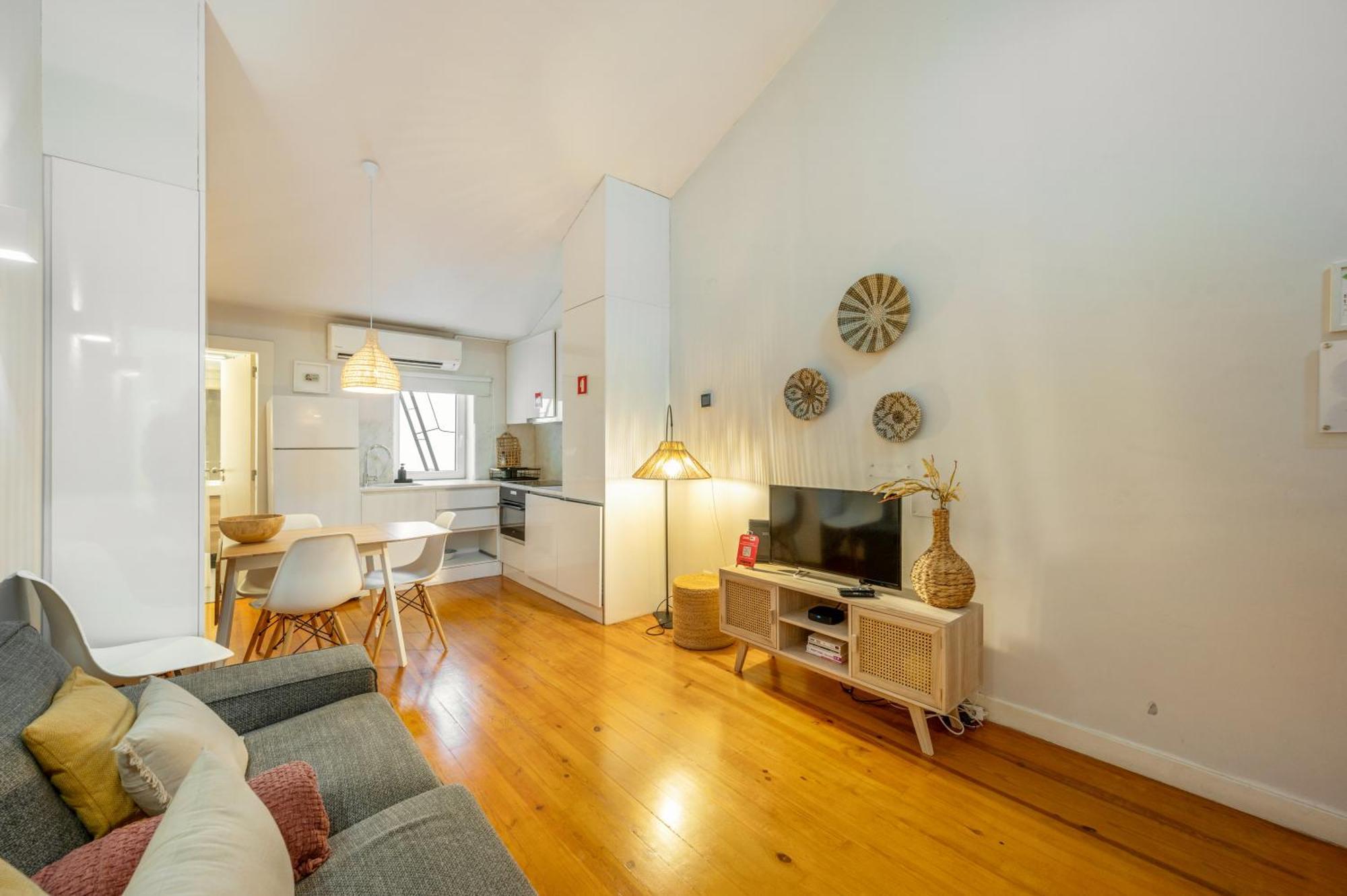 Bmyguest - Lisbon Inner Bairro Alto Экстерьер фото