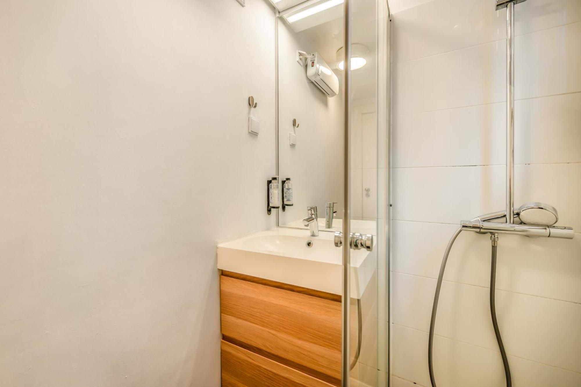 Bmyguest - Lisbon Inner Bairro Alto Экстерьер фото