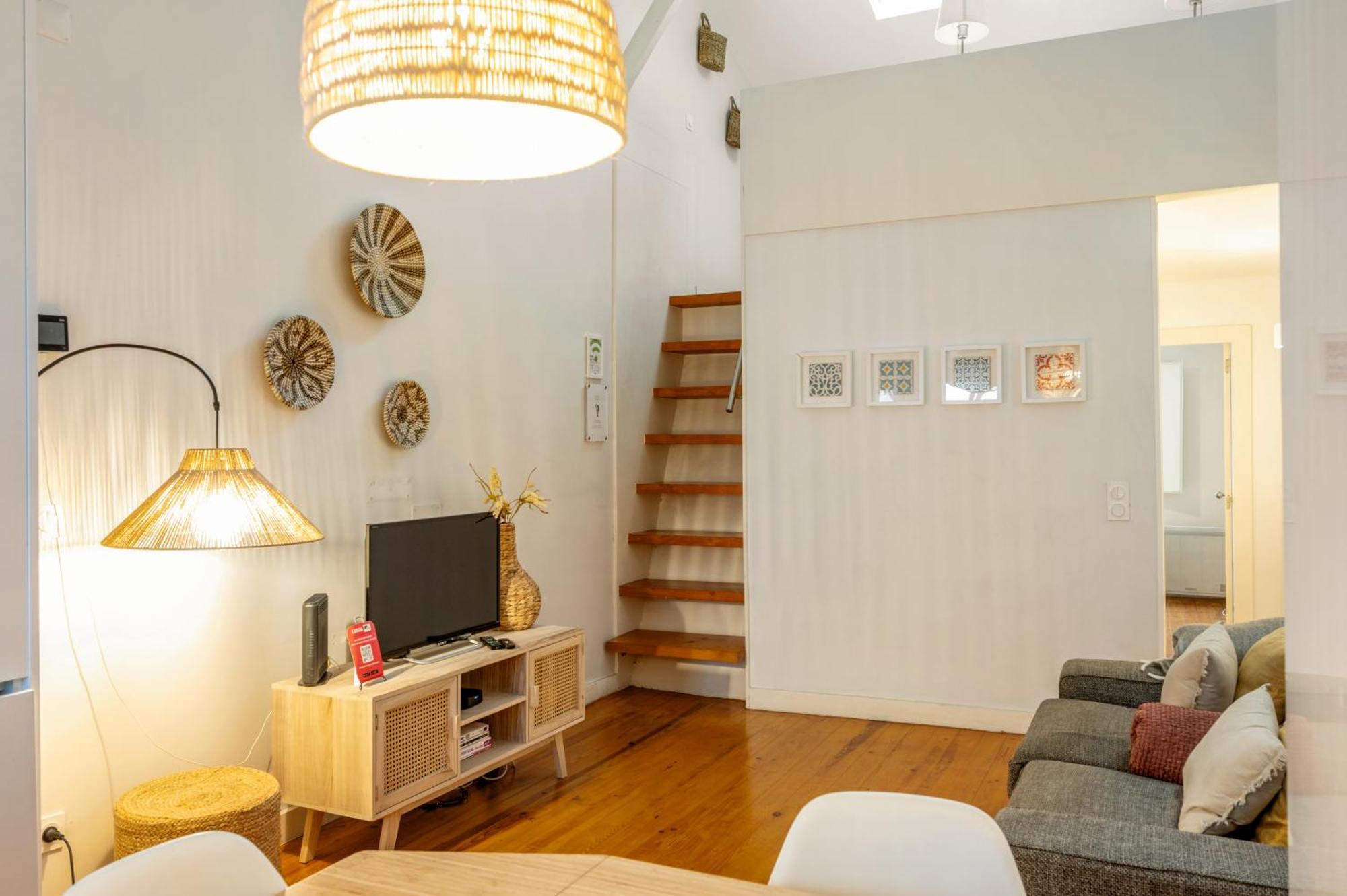 Bmyguest - Lisbon Inner Bairro Alto Экстерьер фото